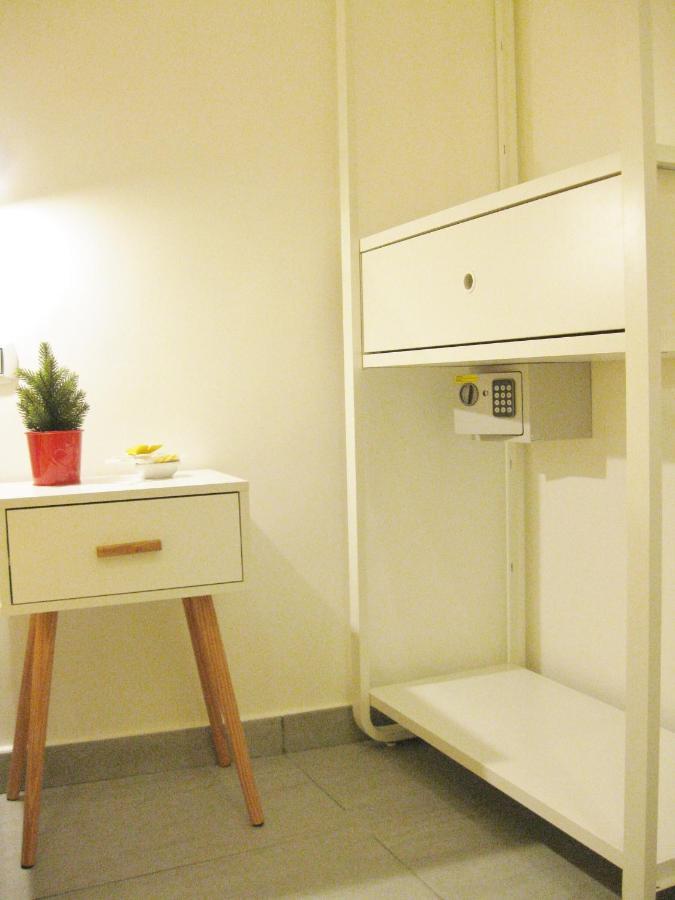 B&B Lemon Flats เนเปิลส์ ภายนอก รูปภาพ