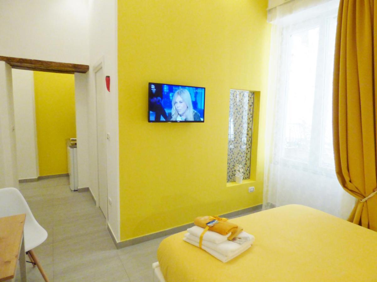 B&B Lemon Flats เนเปิลส์ ภายนอก รูปภาพ