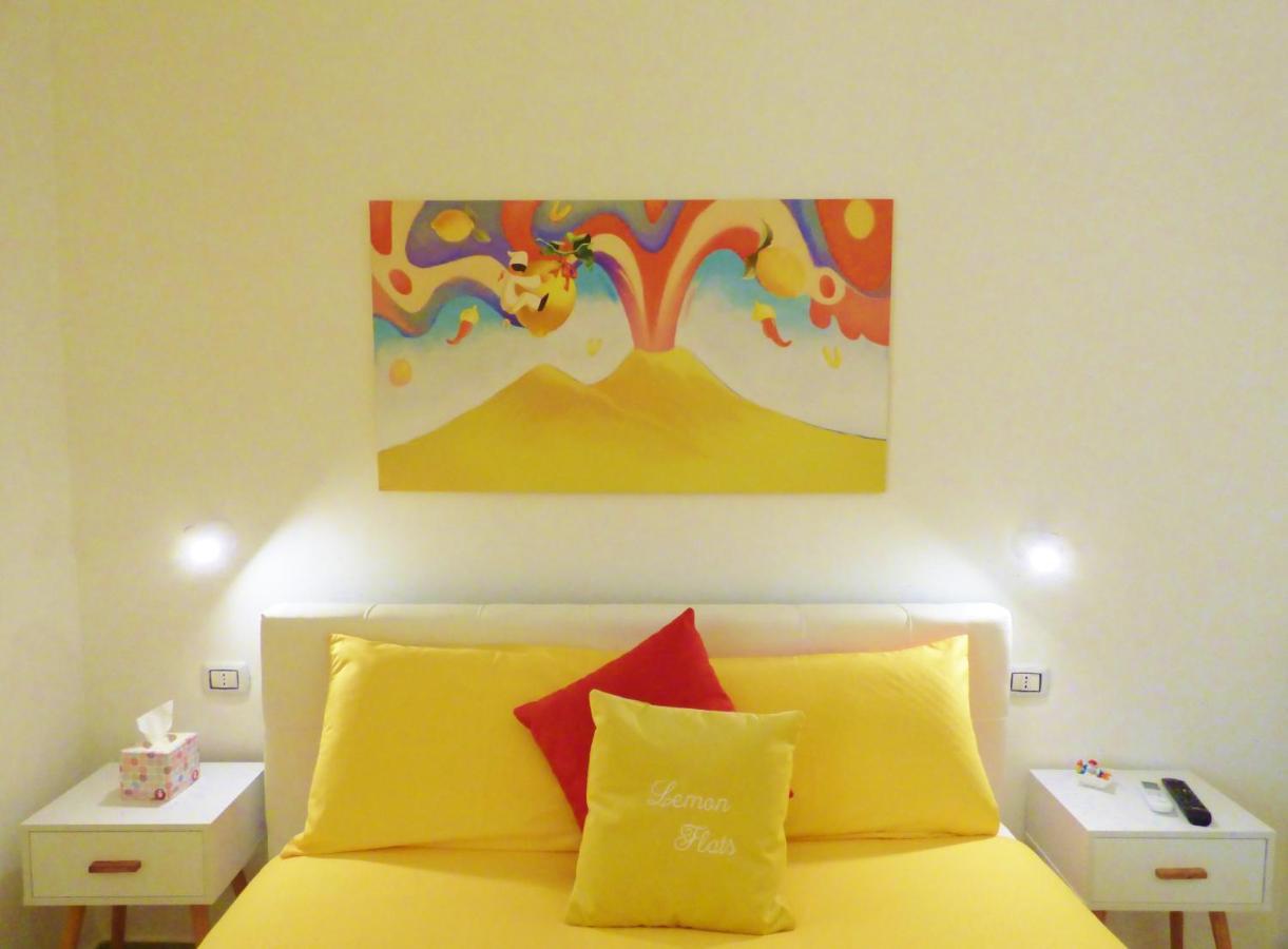 B&B Lemon Flats เนเปิลส์ ภายนอก รูปภาพ